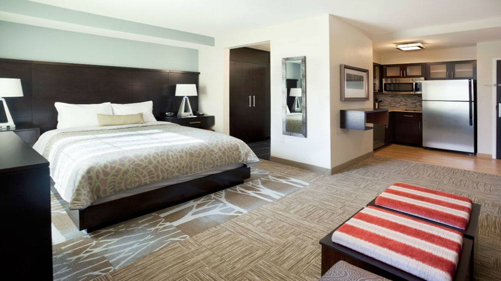 Staybridge Suites Corona South By Ihg Экстерьер фото