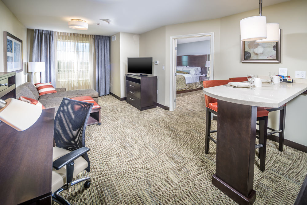 Staybridge Suites Corona South By Ihg Экстерьер фото