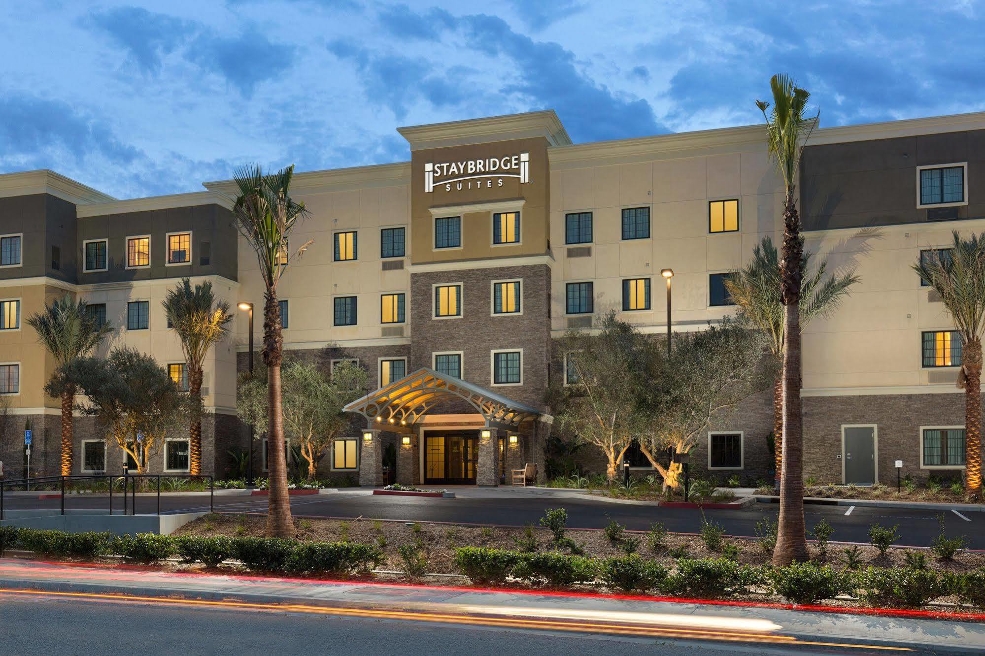 Staybridge Suites Corona South By Ihg Экстерьер фото