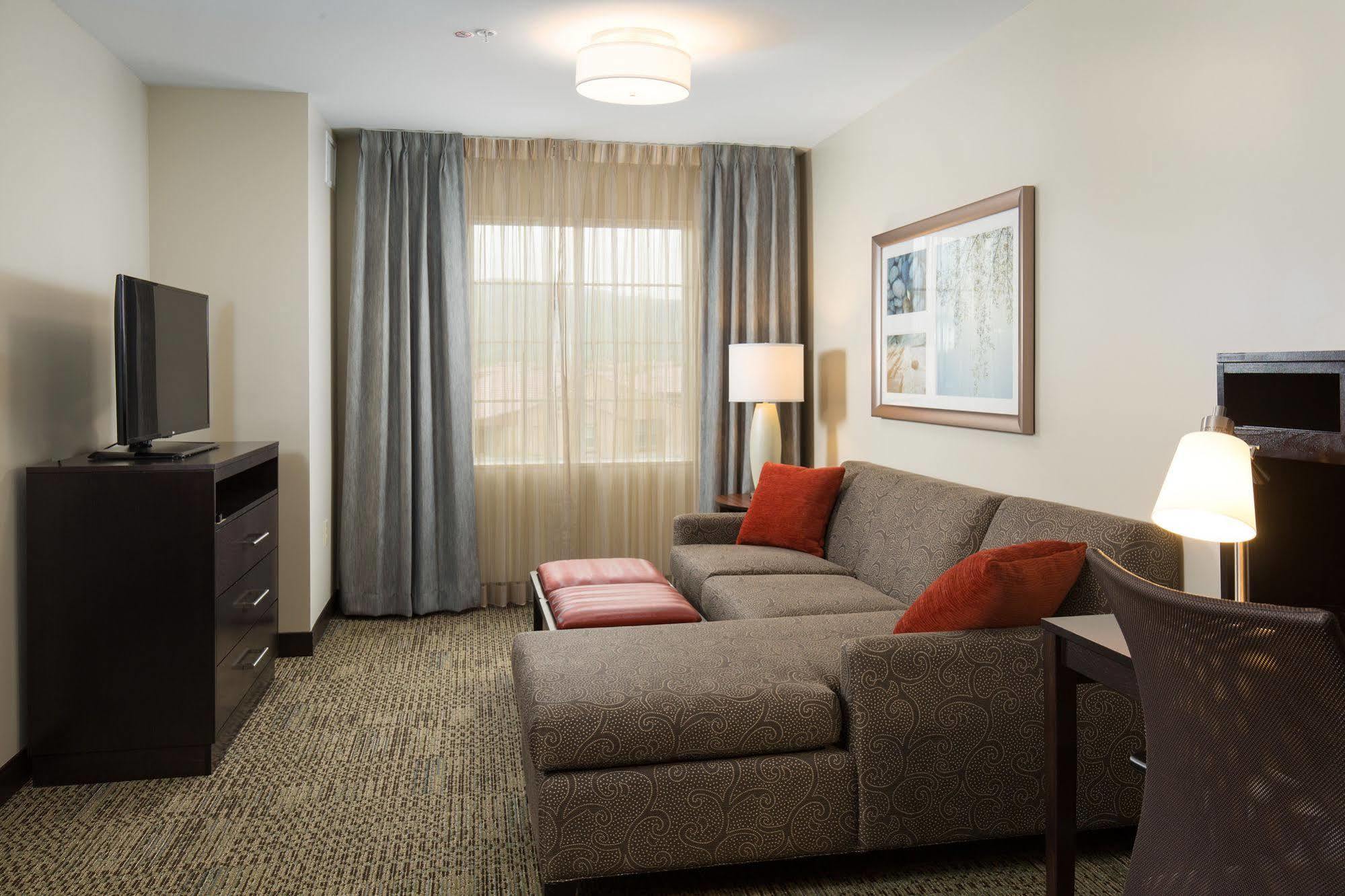 Staybridge Suites Corona South By Ihg Экстерьер фото