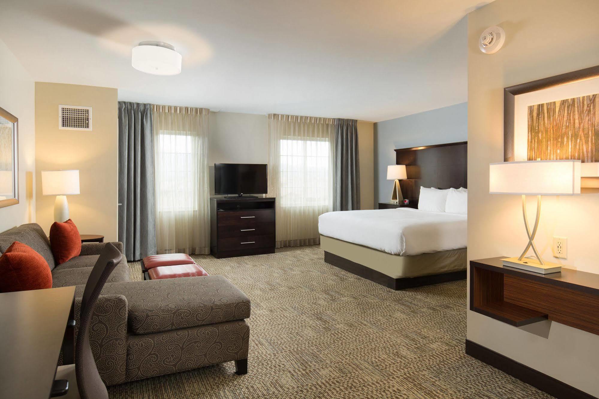 Staybridge Suites Corona South By Ihg Экстерьер фото