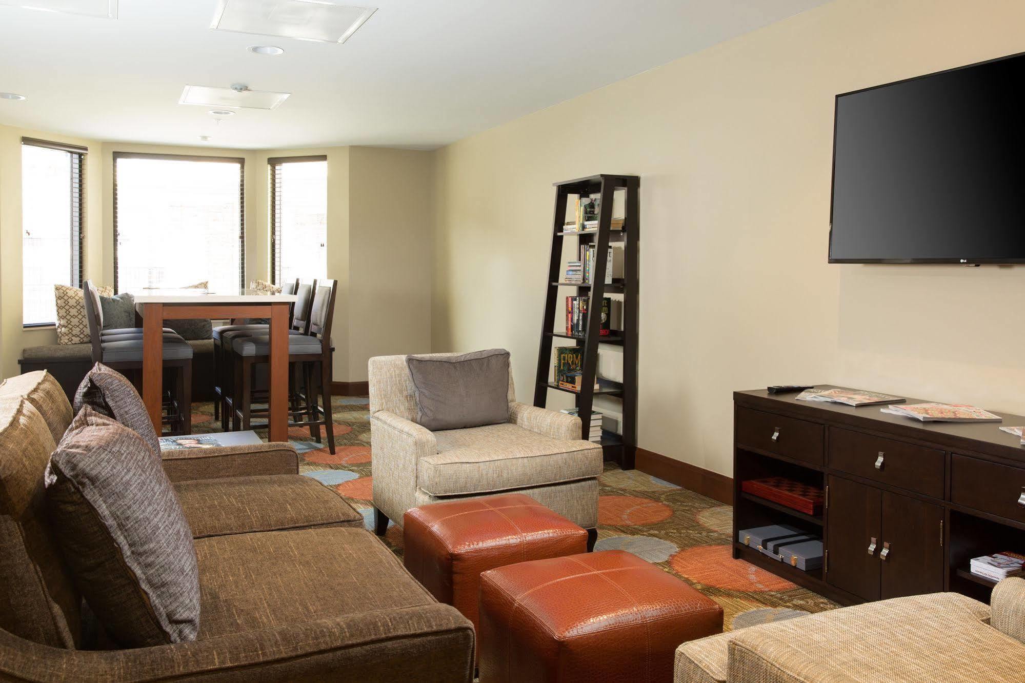 Staybridge Suites Corona South By Ihg Экстерьер фото