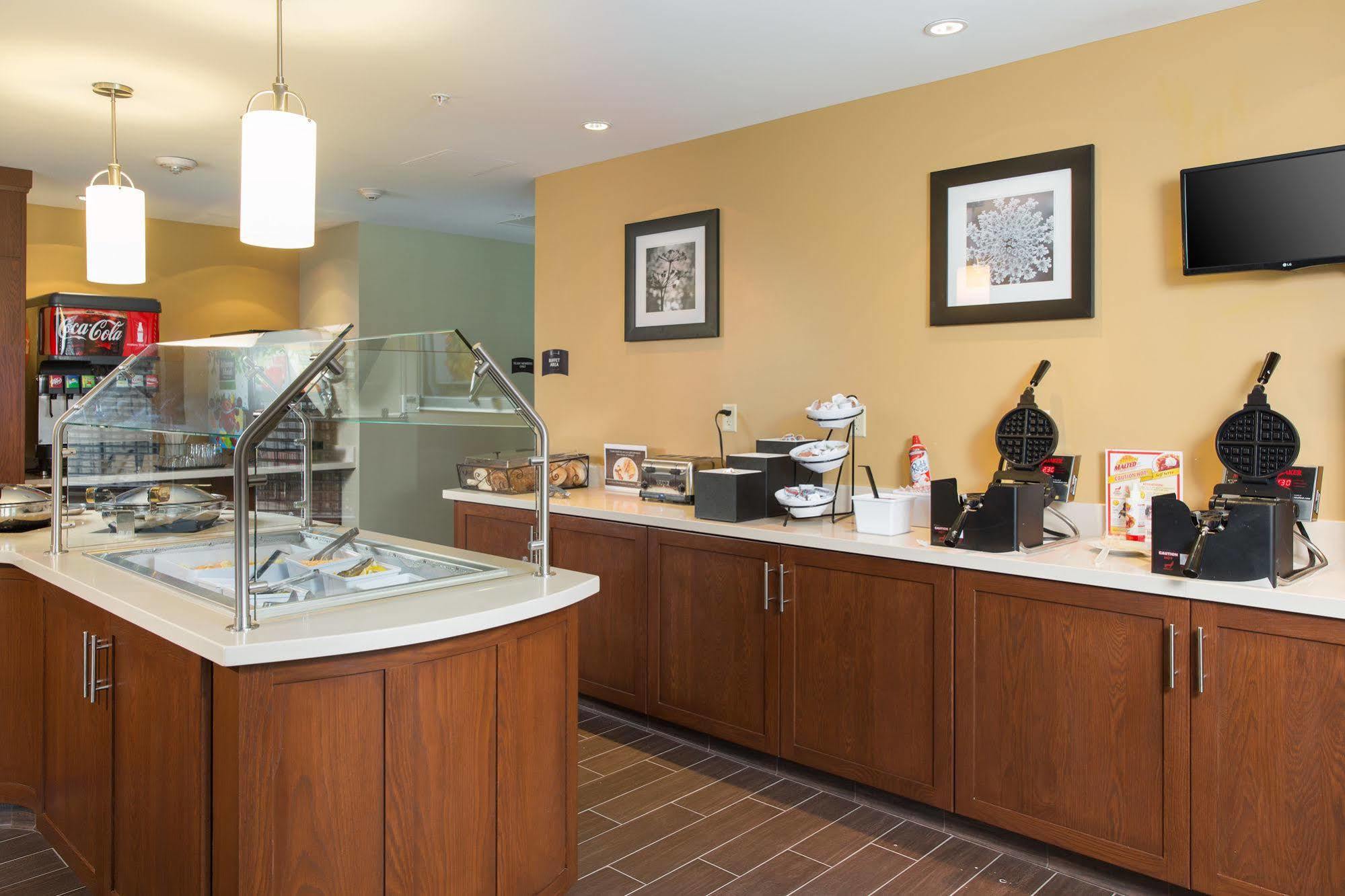 Staybridge Suites Corona South By Ihg Экстерьер фото
